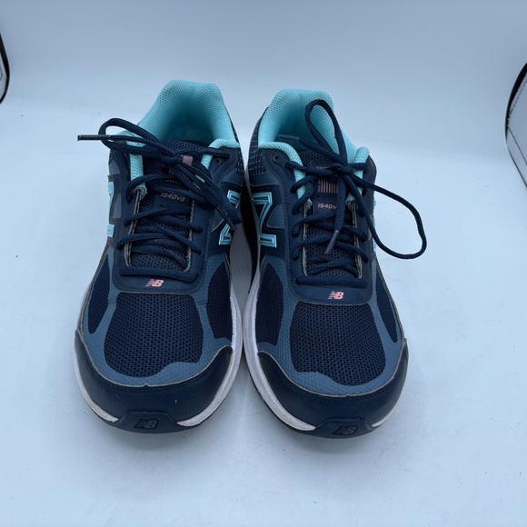 New Balance Women's 1540v3 Size 11 Blue Running Shoes - Picture 7 of 14